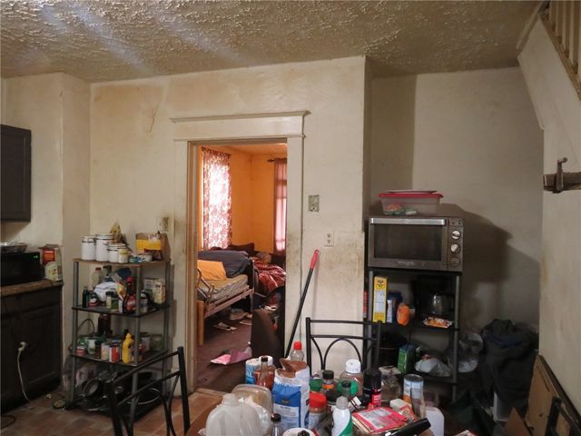 146 Wilker Ave, Aliquippa, PA 15001