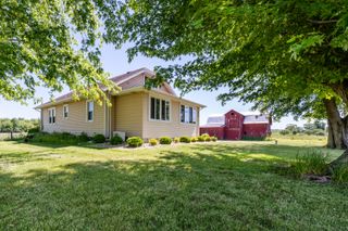 887 W Hinchman Road, Baroda Twp, MI 49101
