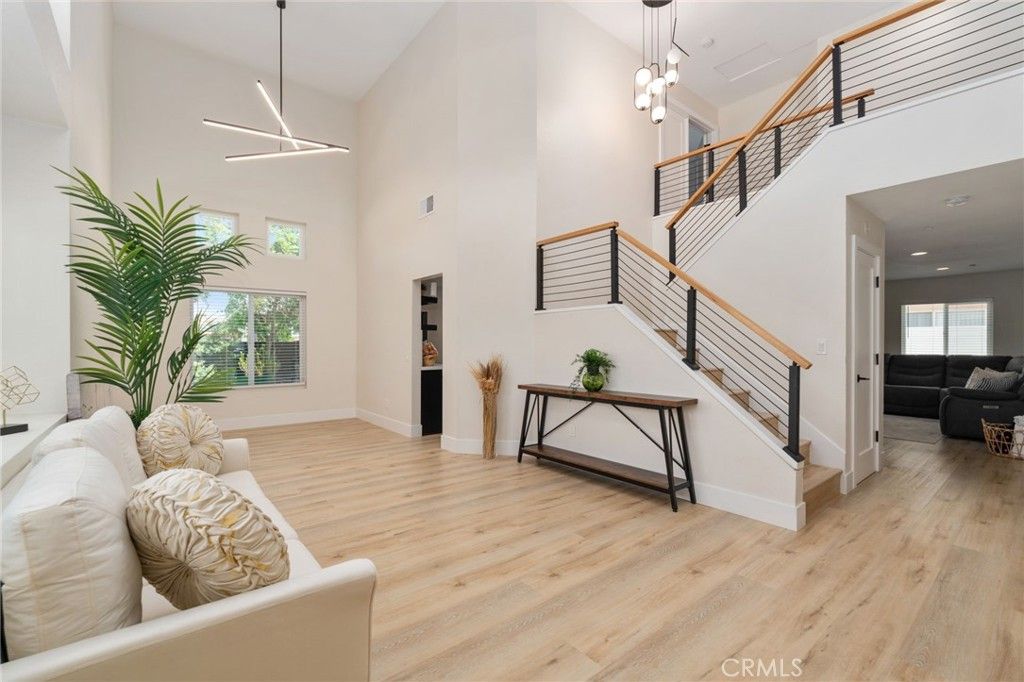 Image 10 of property listing at 15630 Willow, Fontana, CA 92337