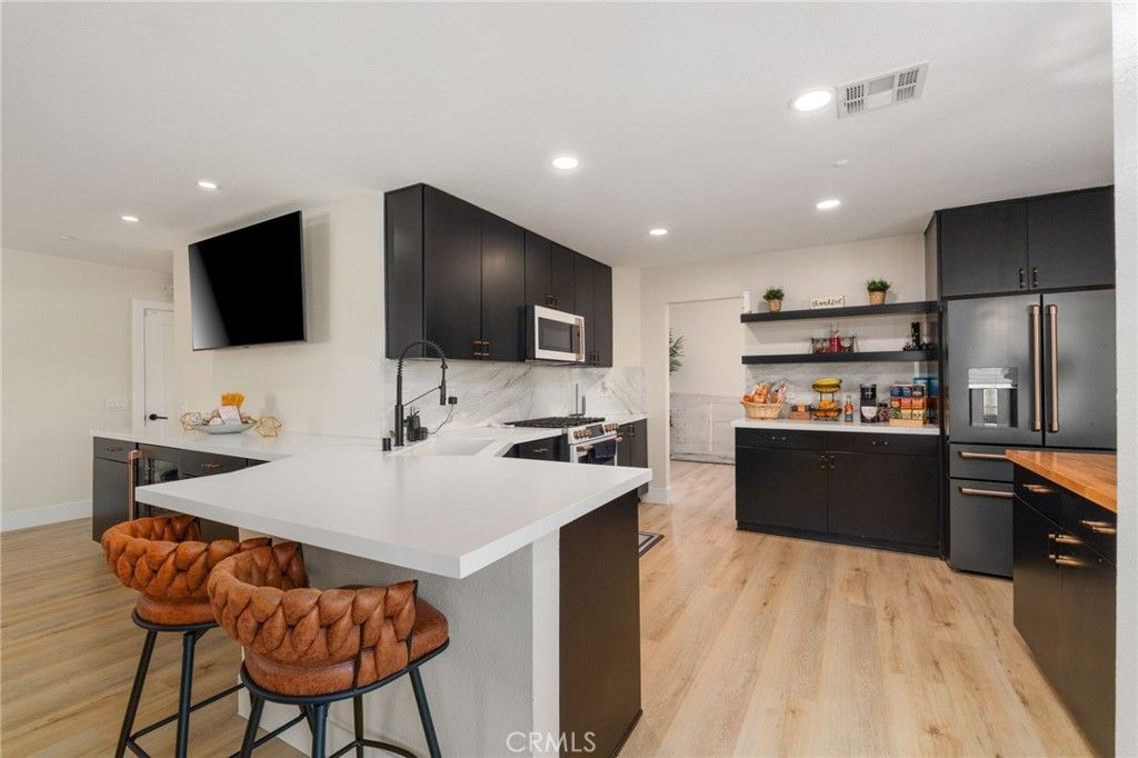 Image 17 of property listing at 15630 Willow, Fontana, CA 92337