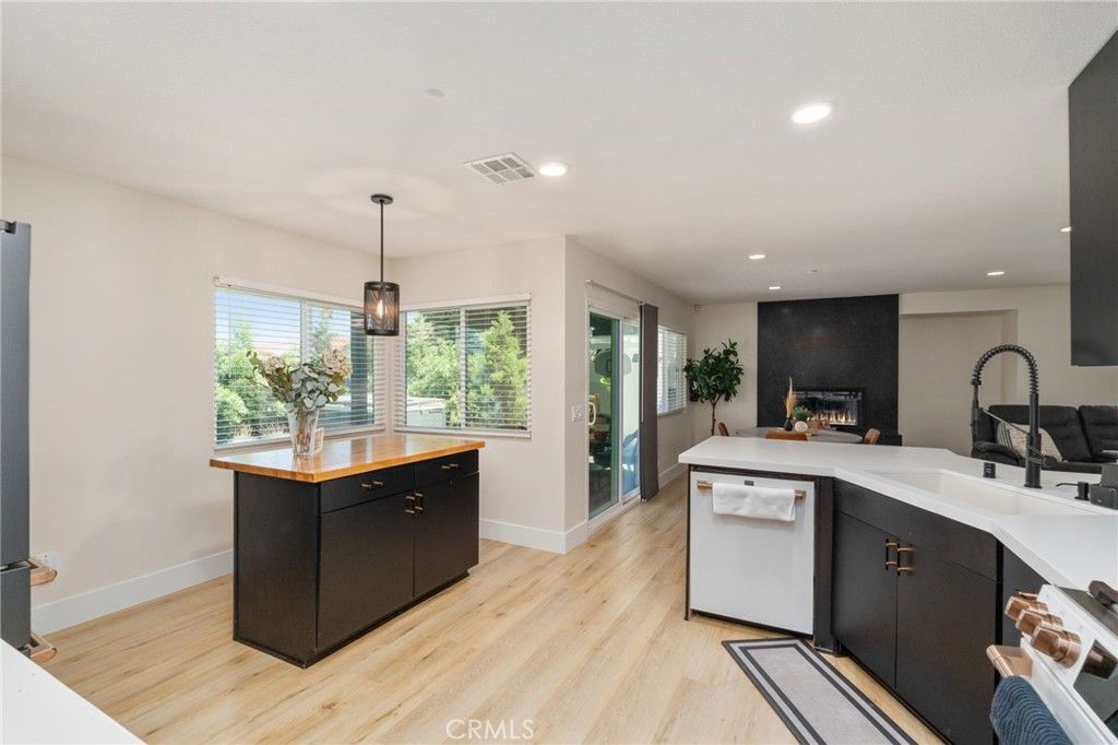 Image 20 of property listing at 15630 Willow, Fontana, CA 92337