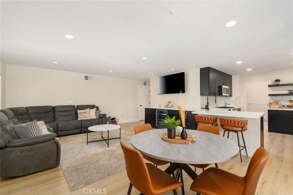 Image 3 of property listing at 15630 Willow, Fontana, CA 92337