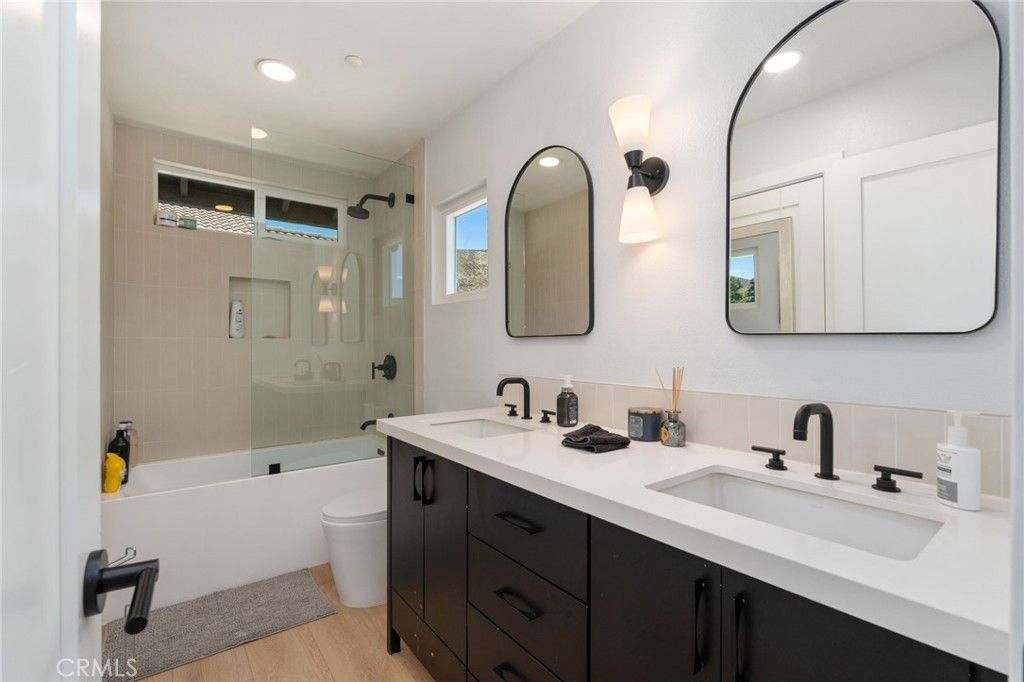 Image 31 of property listing at 15630 Willow, Fontana, CA 92337