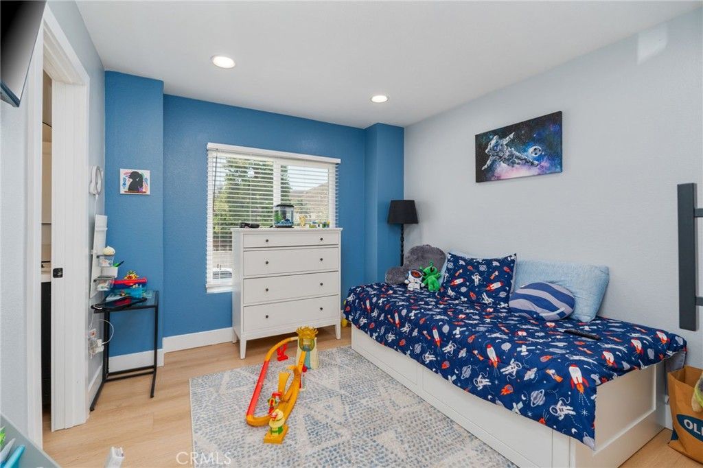 Image 32 of property listing at 15630 Willow, Fontana, CA 92337