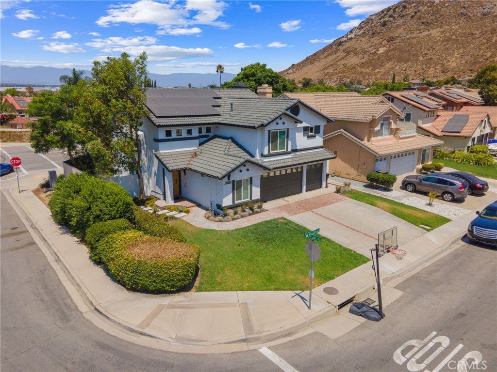 Image 38 of property listing at 15630 Willow, Fontana, CA 92337