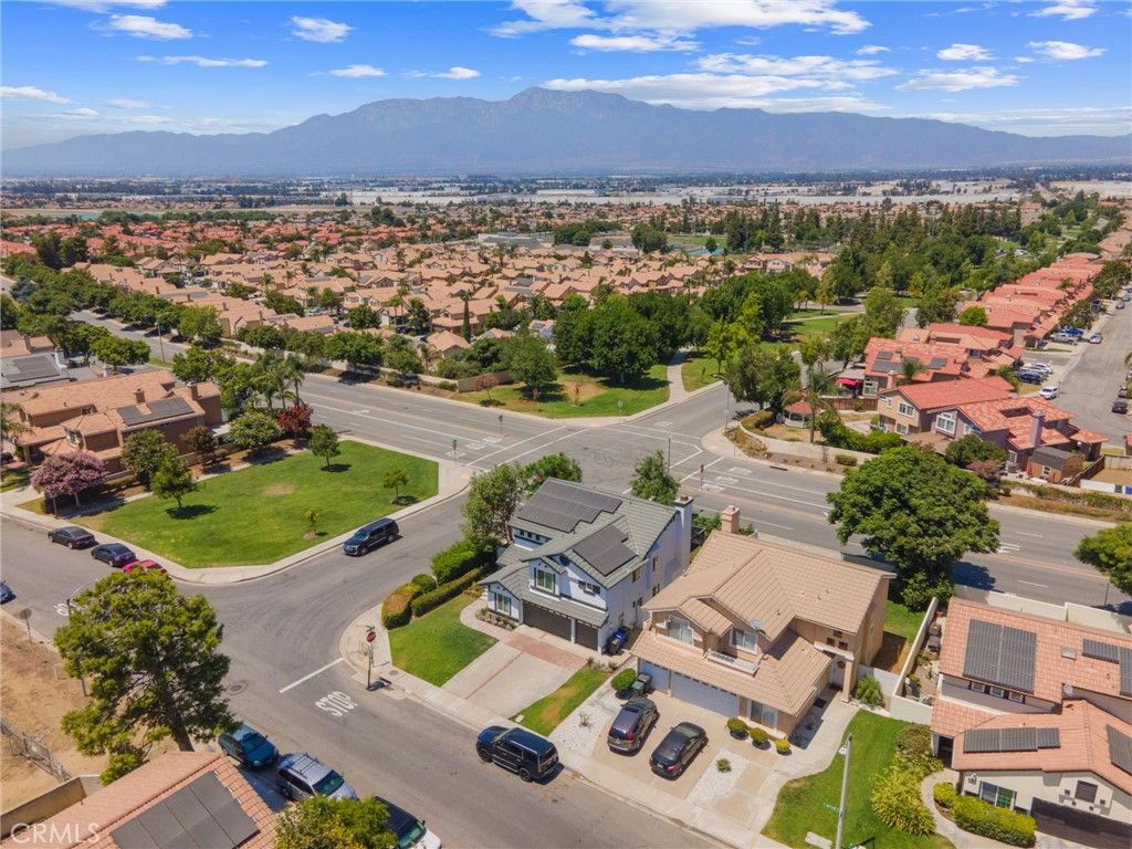 Image 39 of property listing at 15630 Willow, Fontana, CA 92337