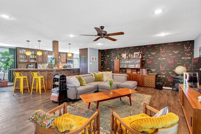 406 N Oak Lane, Tolar, TX 76476