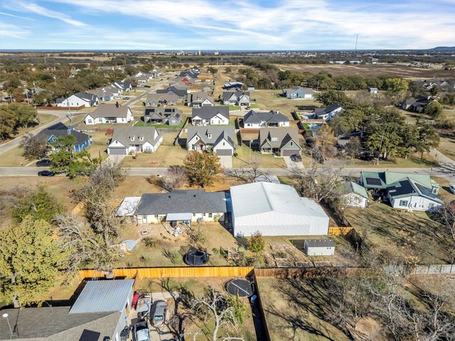 406 N Oak Lane, Tolar, TX 76476