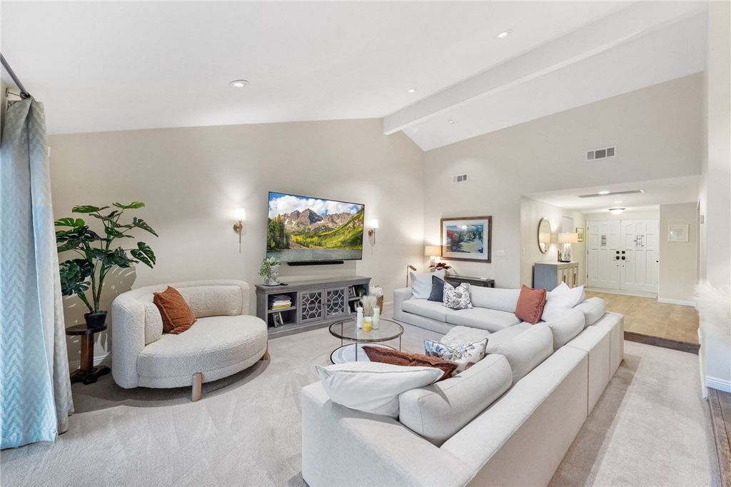 Image 14 of property listing at 26440 Old Agency, Hemet, CA 92544