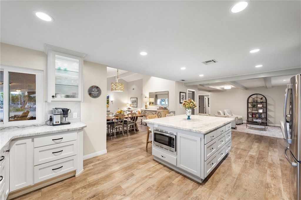 Image 20 of property listing at 26440 Old Agency, Hemet, CA 92544