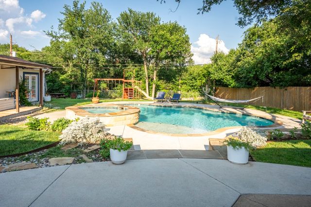 113 Hidden Valley Drive, Aledo, TX 76008