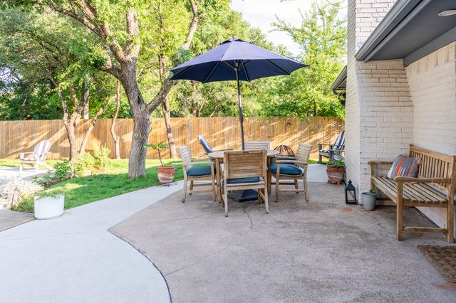 113 Hidden Valley Drive, Aledo, TX 76008