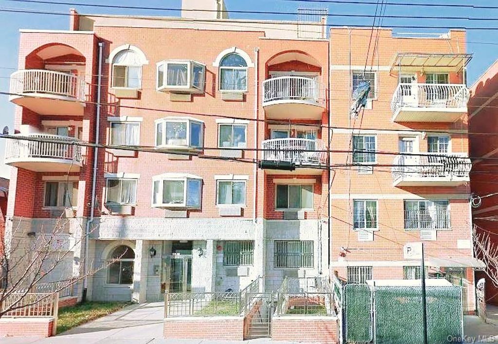 112-31 38 Avenue 2A, Corona, NY 11368