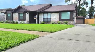 14422 Roundstone Lane, Houston, TX 77015