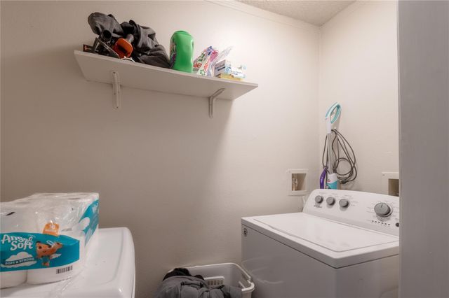 113 Varsity Drive, Huntsville, TX 77340
