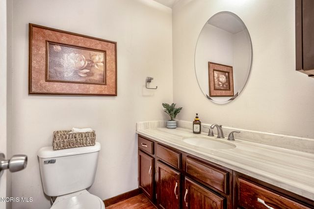 6122 Boothbay Drive, Toledo, OH 43615