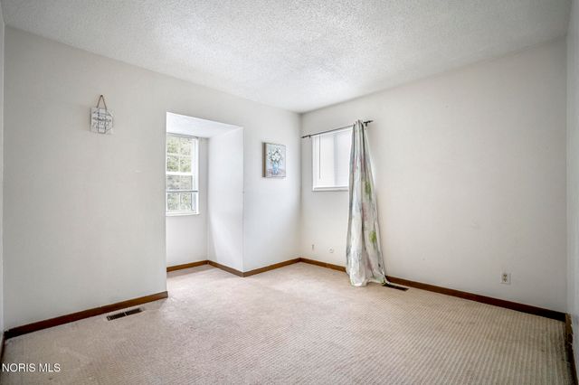 6122 Boothbay Drive, Toledo, OH 43615
