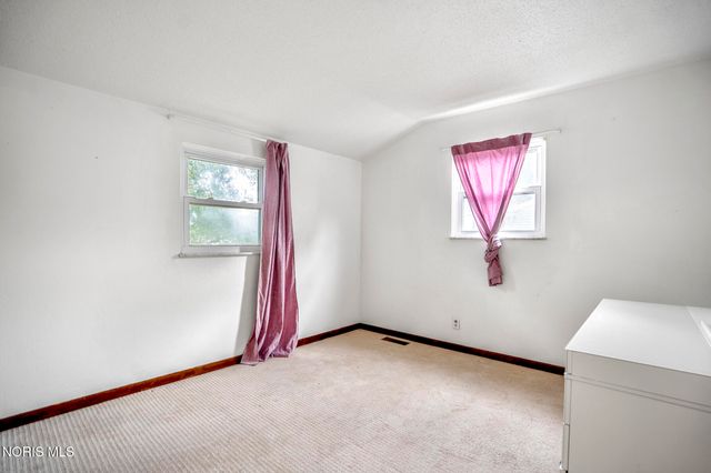 6122 Boothbay Drive, Toledo, OH 43615