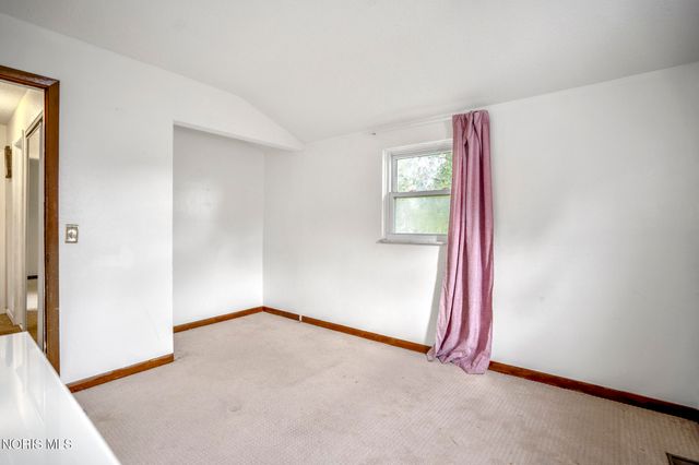 6122 Boothbay Drive, Toledo, OH 43615