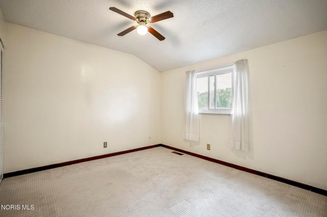 6122 Boothbay Drive, Toledo, OH 43615