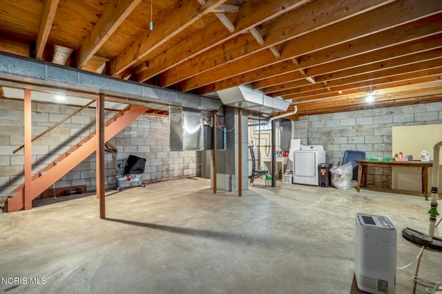 6122 Boothbay Drive, Toledo, OH 43615
