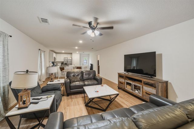 17118 Quaking Aspen Lane, New Caney, TX 77357