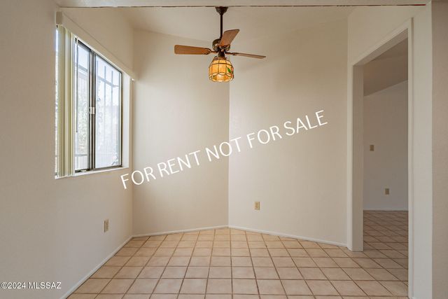 5810 E Chiricahua Trail, Tucson, AZ 85750