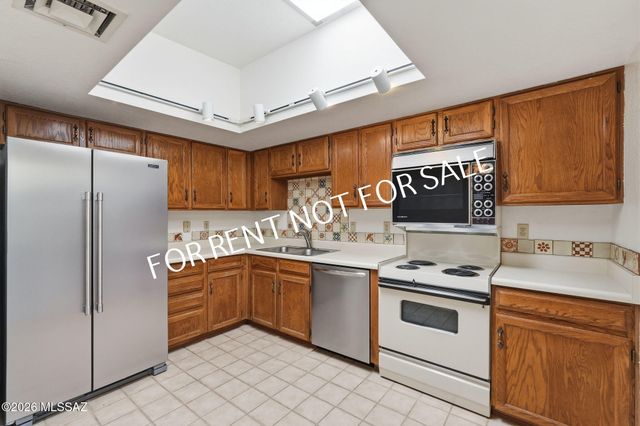 5810 E Chiricahua Trail, Tucson, AZ 85750