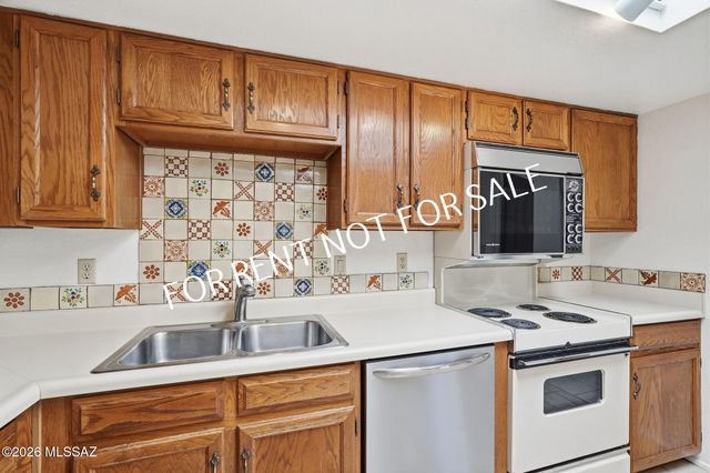 5810 E Chiricahua Trail, Tucson, AZ 85750