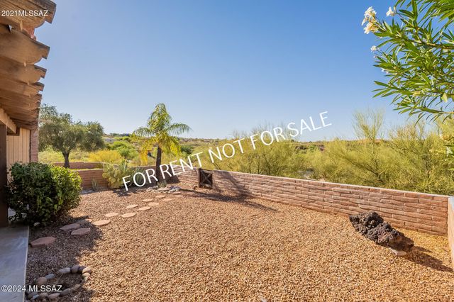 5810 E Chiricahua Trail, Tucson, AZ 85750