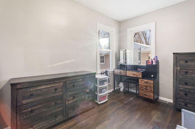 6812 50th Avenue N, Crystal, MN 55428