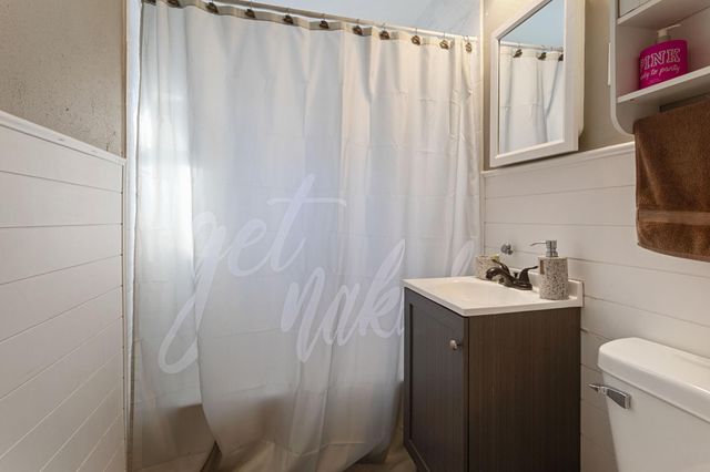 6812 50th Avenue N, Crystal, MN 55428