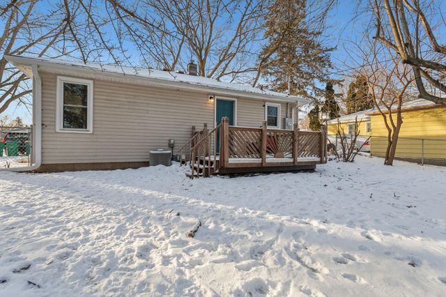 6812 50th Avenue N, Crystal, MN 55428