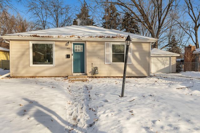 6812 50th Avenue N, Crystal, MN 55428