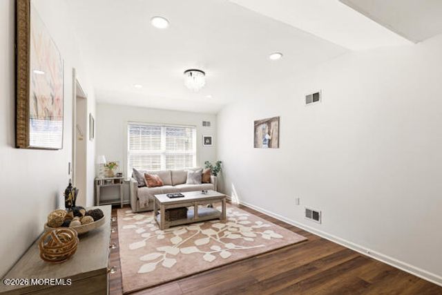 70 Rosewood Drive, Lakewood, NJ 08701