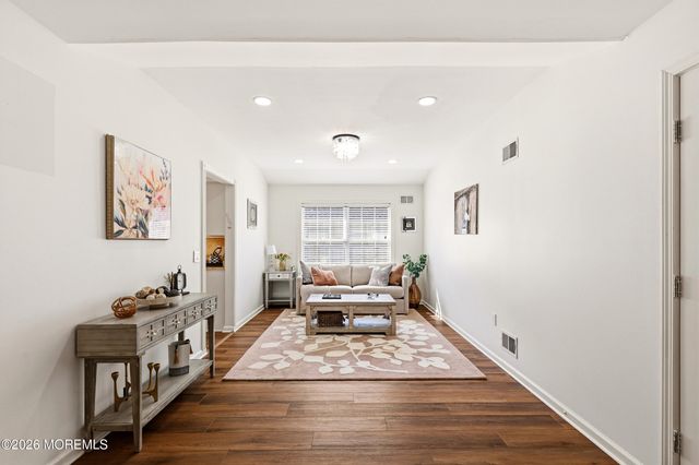 70 Rosewood Drive, Lakewood, NJ 08701