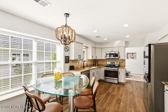 70 Rosewood Drive, Lakewood, NJ 08701