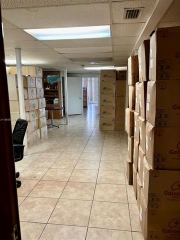 3100 Milam Dairy Rd 103, Miami, FL 33122