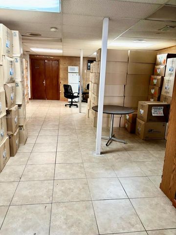 3100 Milam Dairy Rd 103, Miami, FL 33122