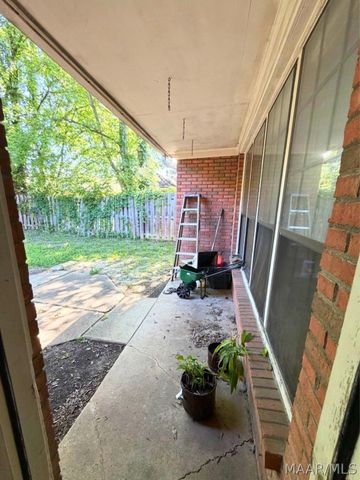 6021 WOODRUN Court, Montgomery, AL 36117