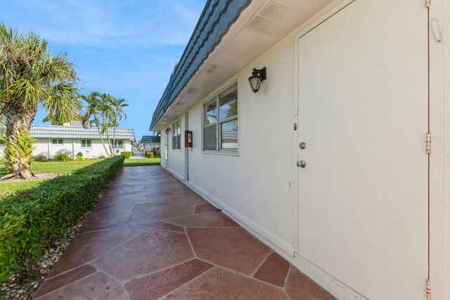 98 Waterford E, Delray Beach, FL 33446