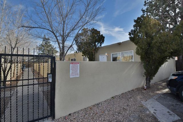 512 Mesilla Street SE, Albuquerque, NM 87108