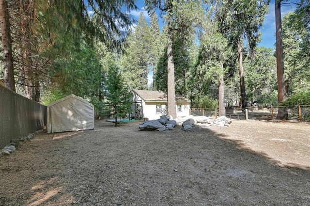 6016 Pony Express Trl, Pollock Pines, CA 95726