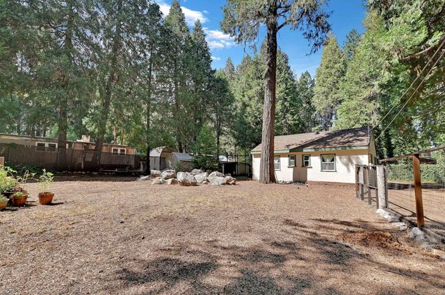 6016 Pony Express Trl, Pollock Pines, CA 95726