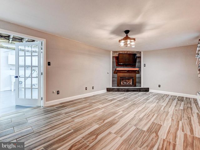 209 FOREST HILLS RD, Red Lion, PA 17356