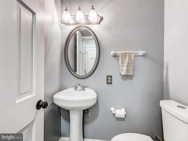 209 FOREST HILLS RD, Red Lion, PA 17356