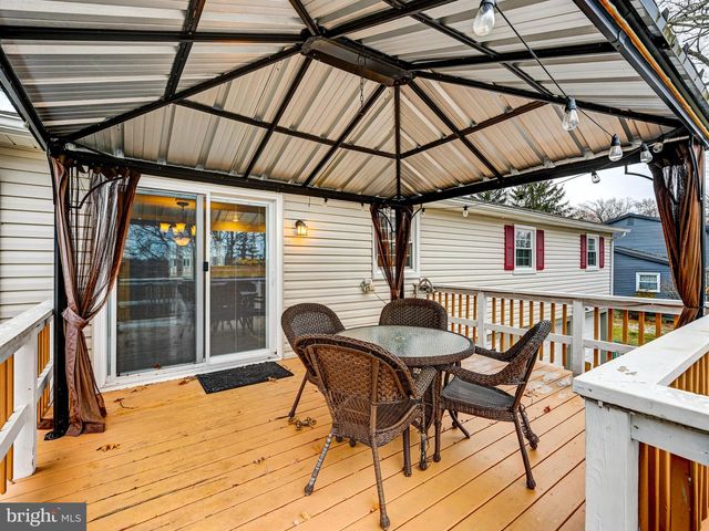 209 FOREST HILLS RD, Red Lion, PA 17356