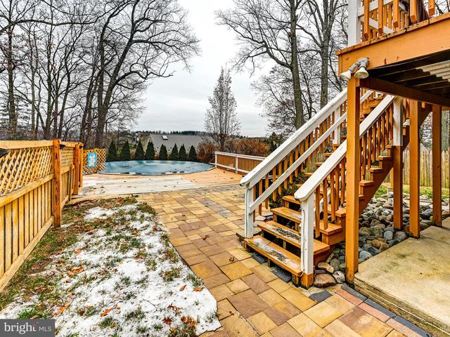 209 FOREST HILLS RD, Red Lion, PA 17356