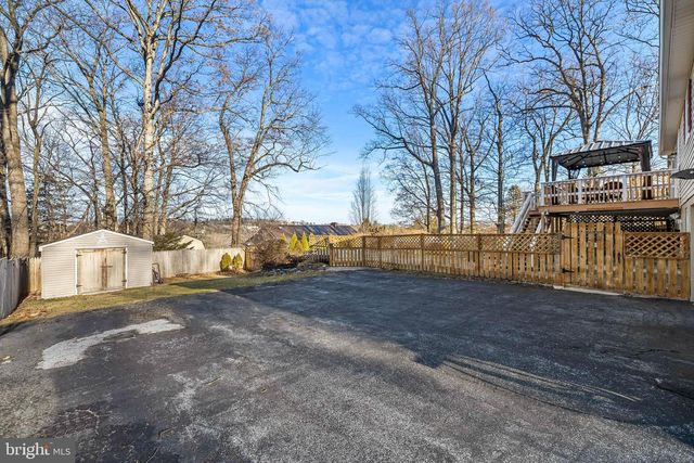 209 FOREST HILLS RD, Red Lion, PA 17356