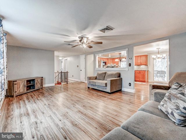 209 FOREST HILLS RD, Red Lion, PA 17356